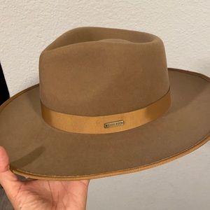 Brand new Gigi pip hat